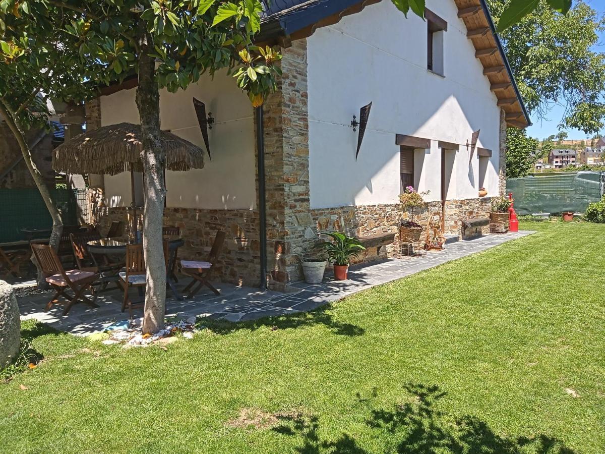 Albergue La Medina De Camponaraya Εξωτερικό φωτογραφία