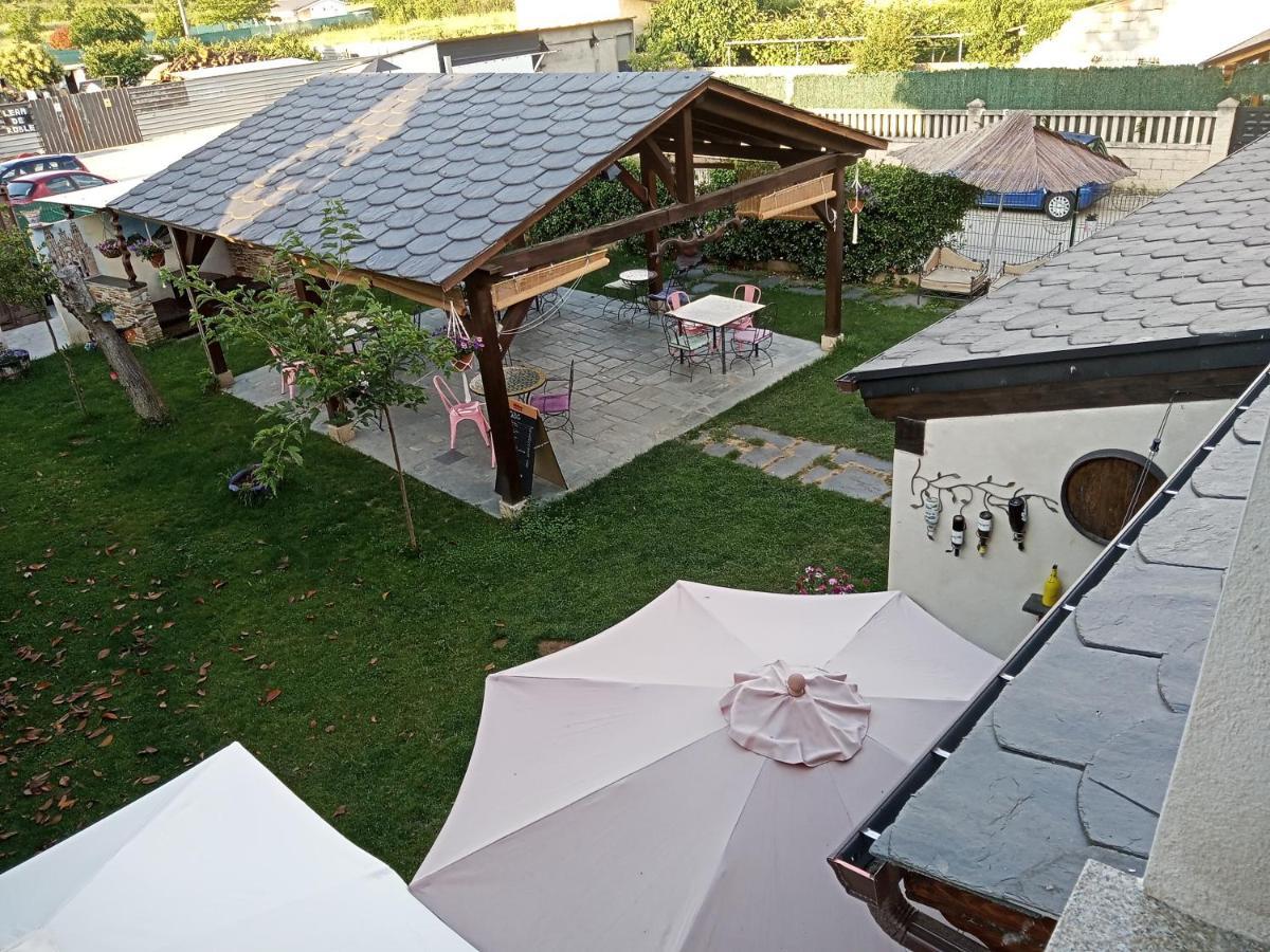 Albergue La Medina De Camponaraya Εξωτερικό φωτογραφία