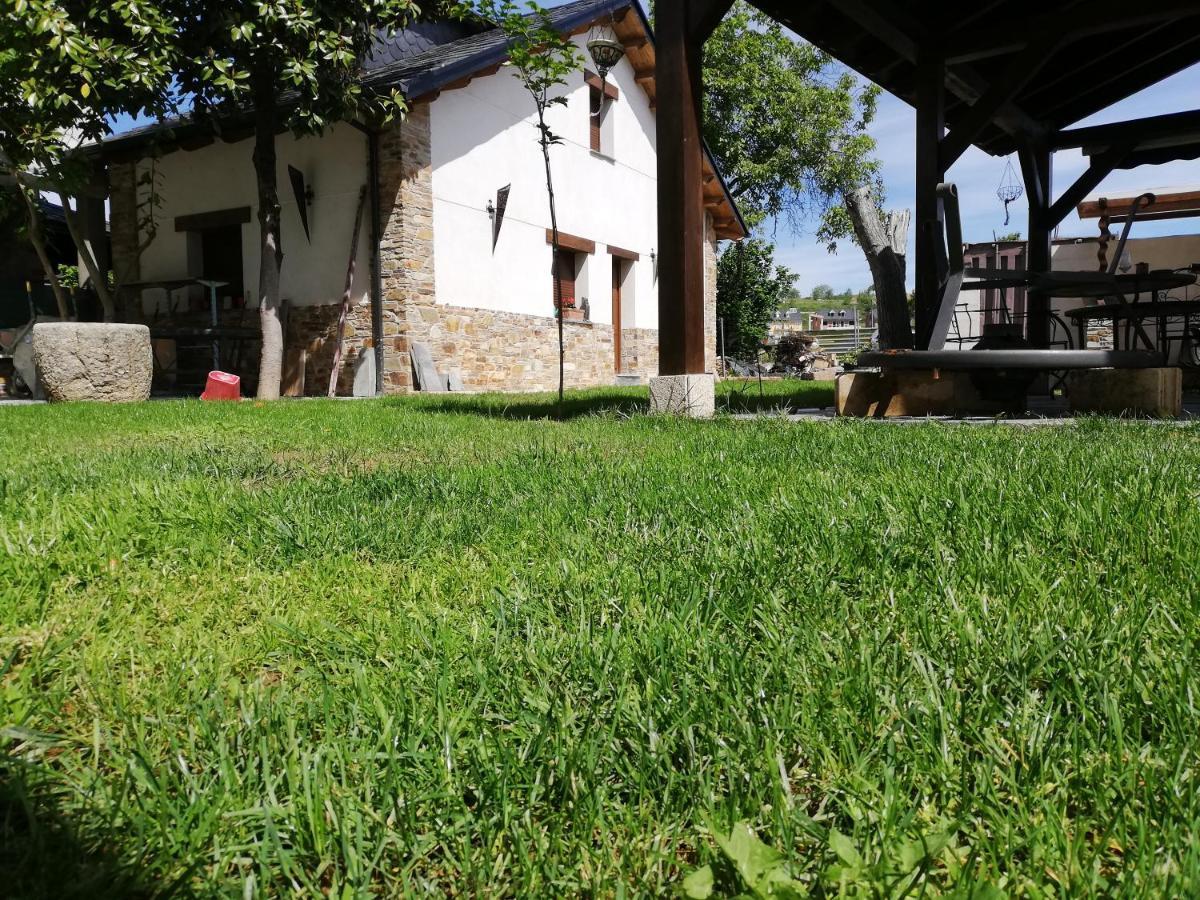 Albergue La Medina De Camponaraya Εξωτερικό φωτογραφία